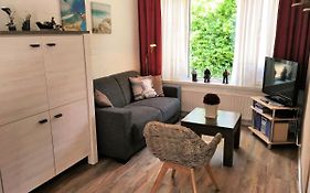 Dvo02 Cozy Holiday Home In Quiet Neighbourhood